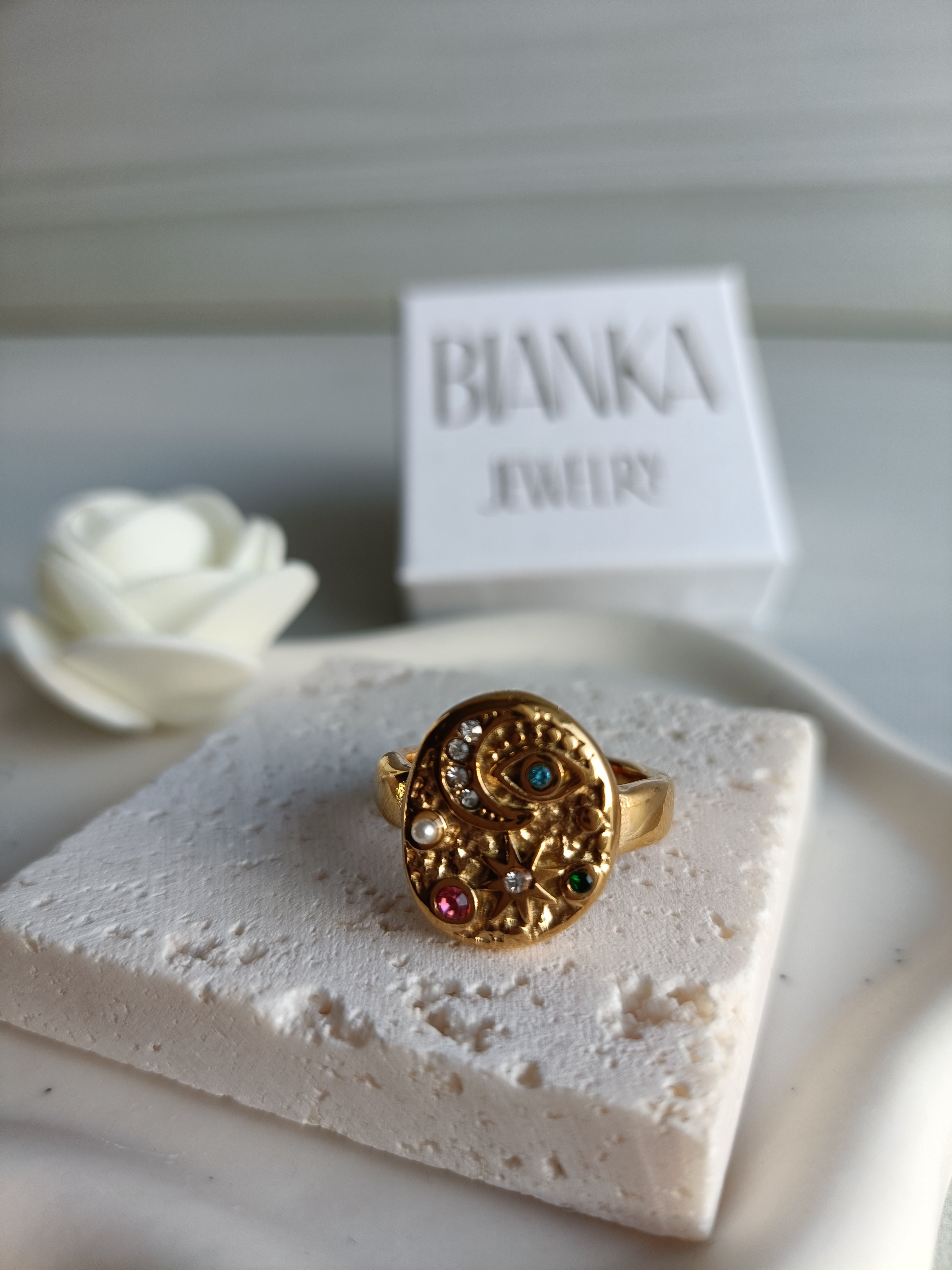 “Golden Whisper”