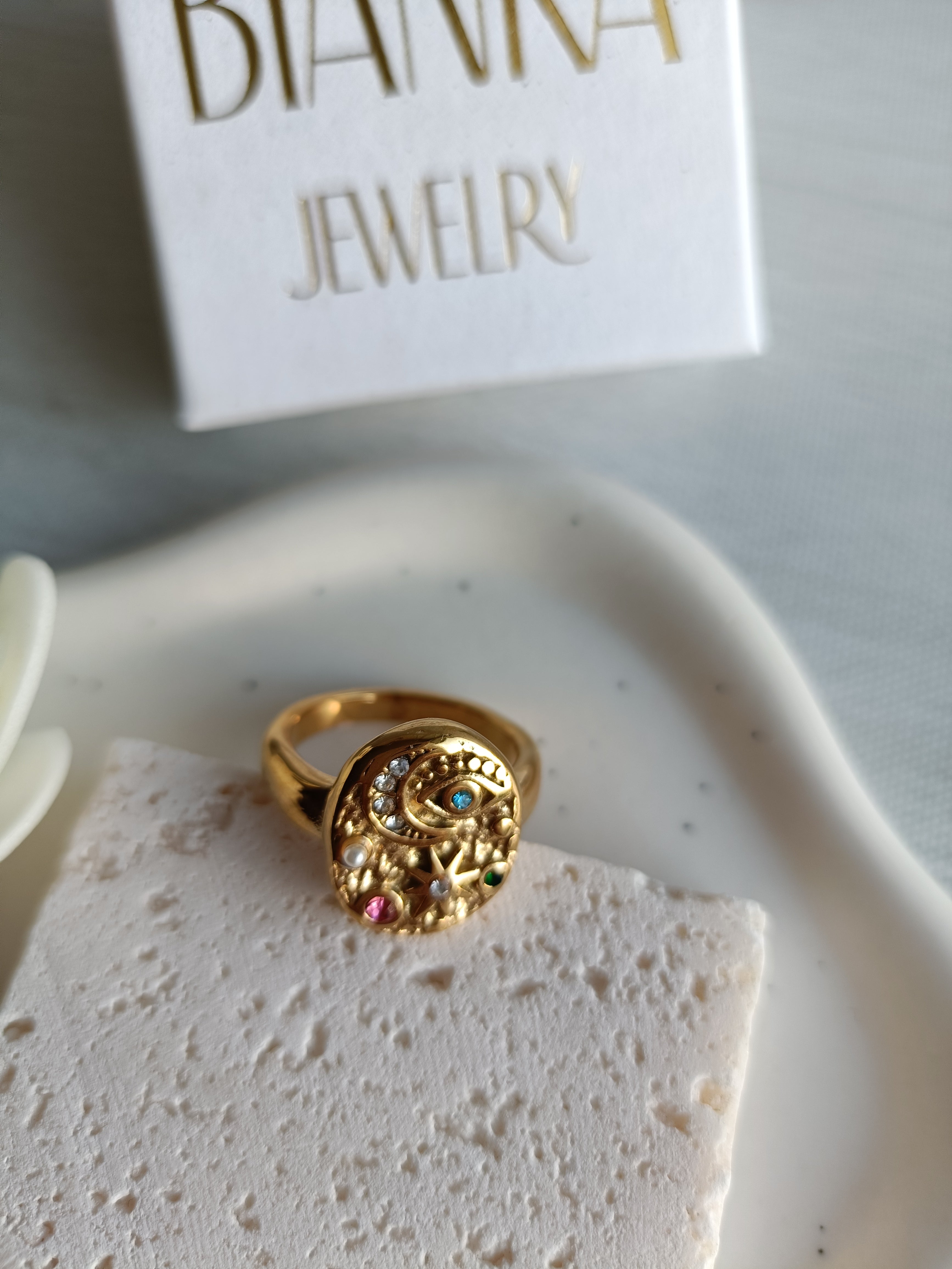 “Golden Whisper”